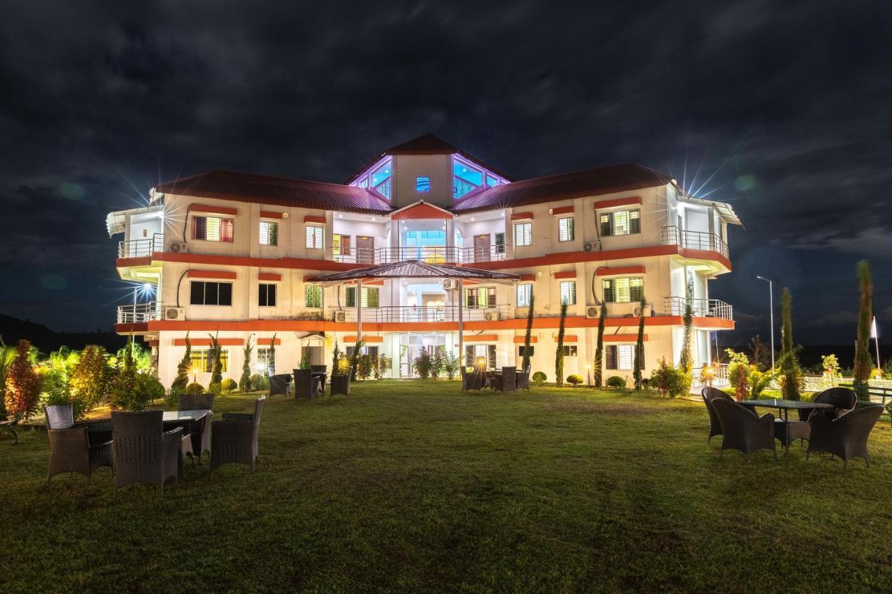 La Vue Resort Казіранґа Екстер'єр фото